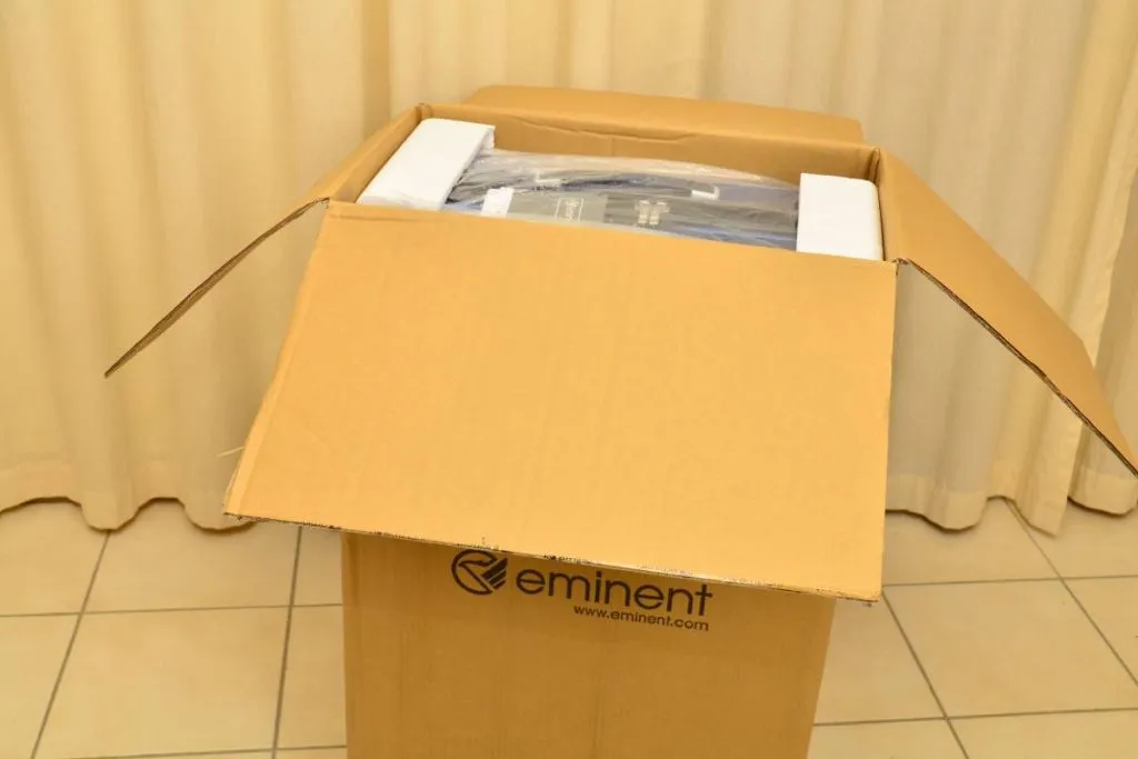 Testing Eminent Cape Town Expandable Size L Suitcase 1
