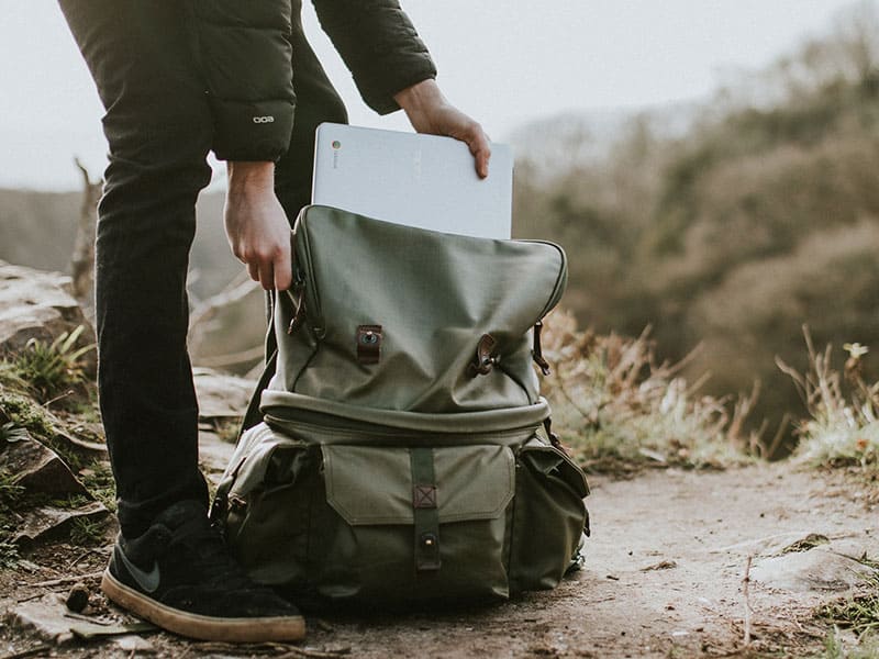 hand luggage with laptop compartment