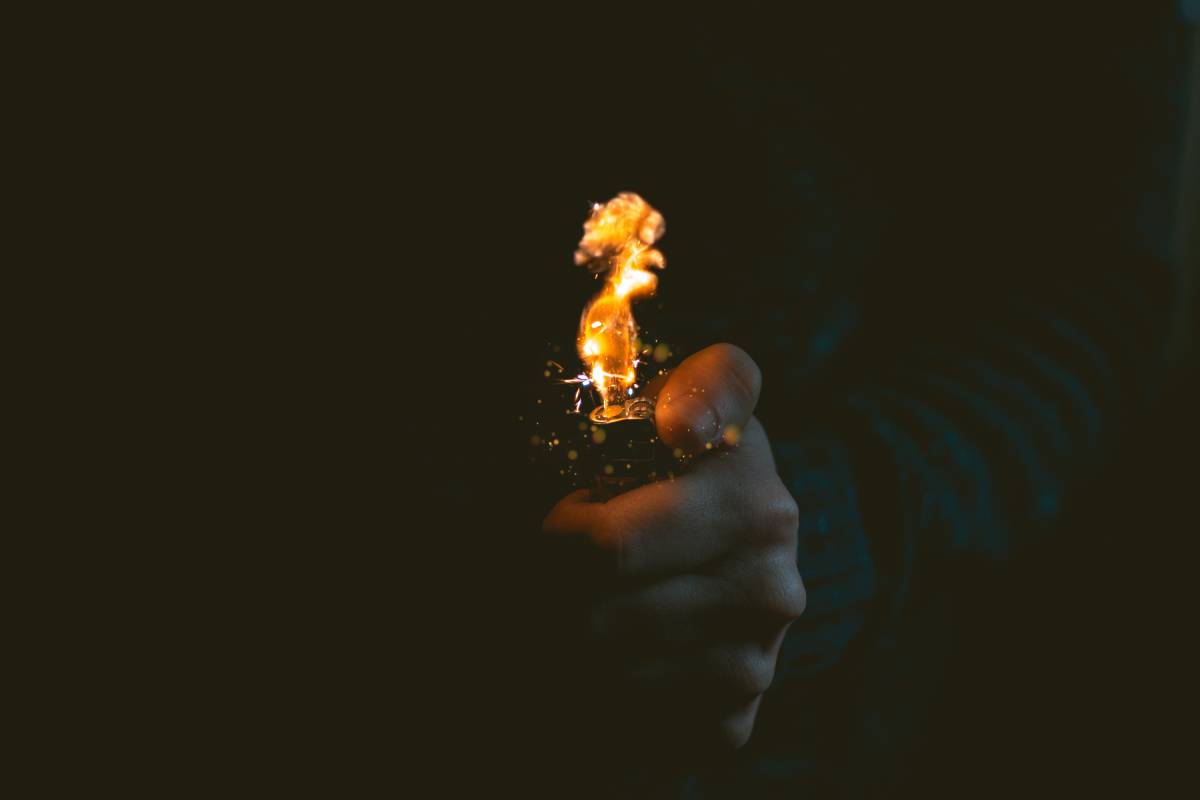 Can I Bring a Lighter on a Plane? Your Go-to Guide for Traveling with Fire