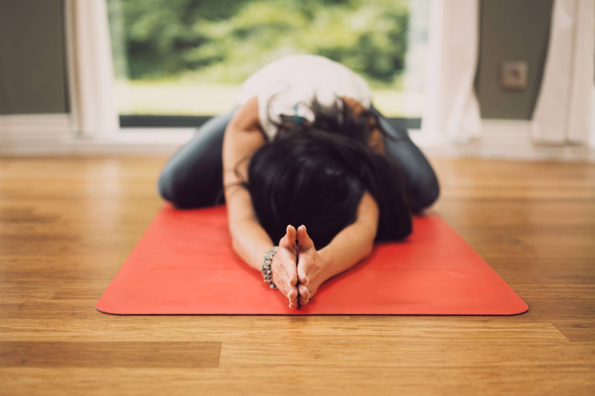 Can I Take a Yoga Mat on a Plane? Unfolding the Secrets of Traveling with Your Yoga Partner!