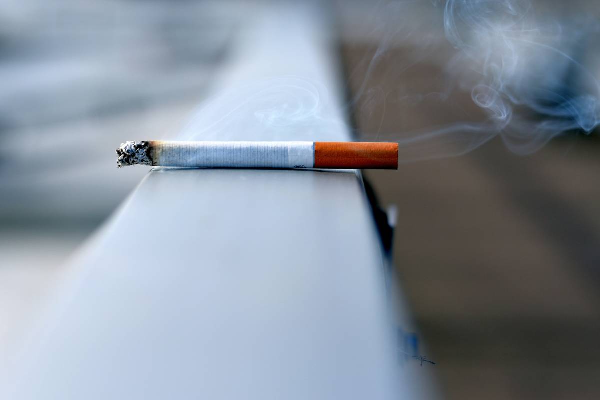 Clearing the Air: Can You Take Cigarettes on a Plane? 1 Clearing the Air: Can You Take Cigarettes on a Plane?