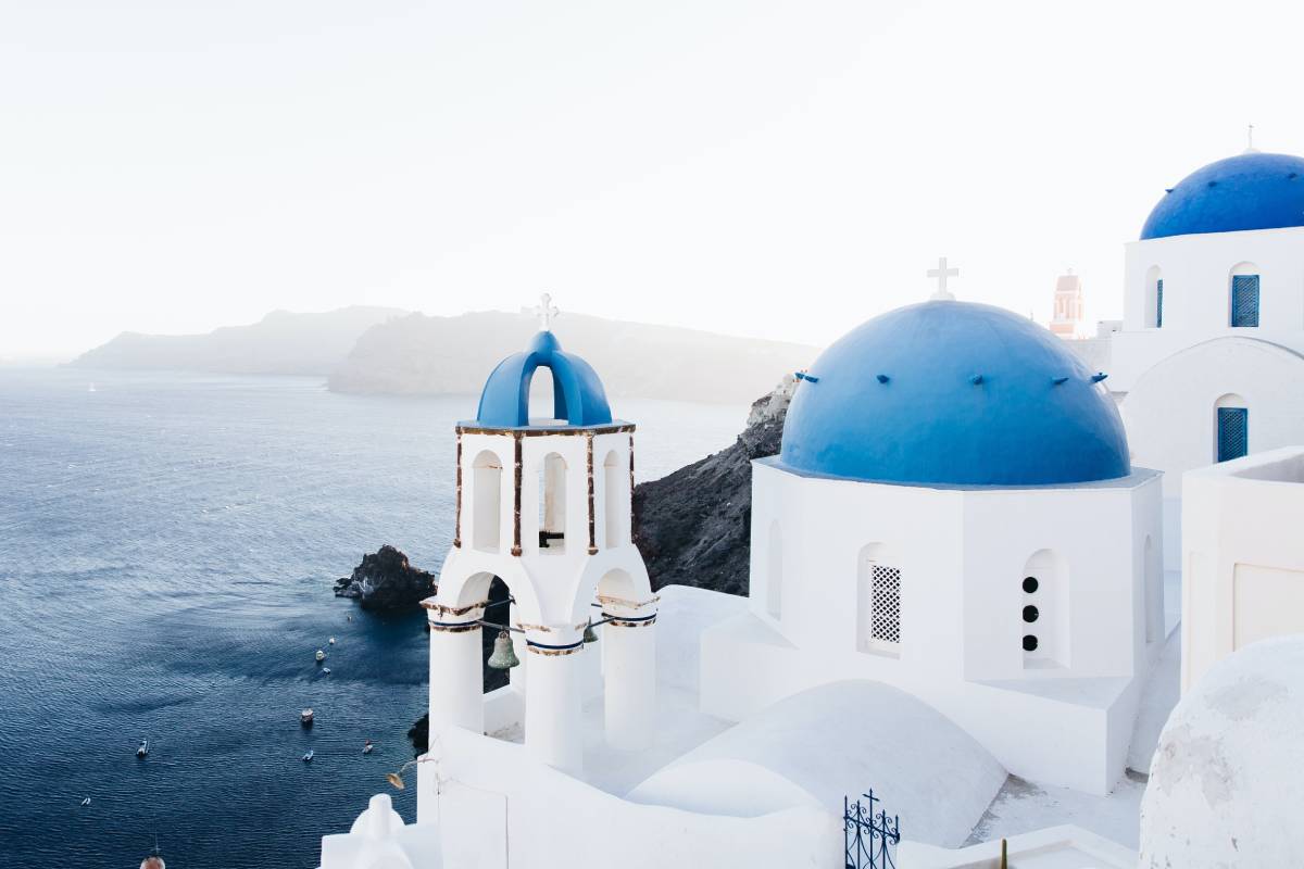 Unlocking Greece: Unraveling the Must-See Gems of an Ancient Land