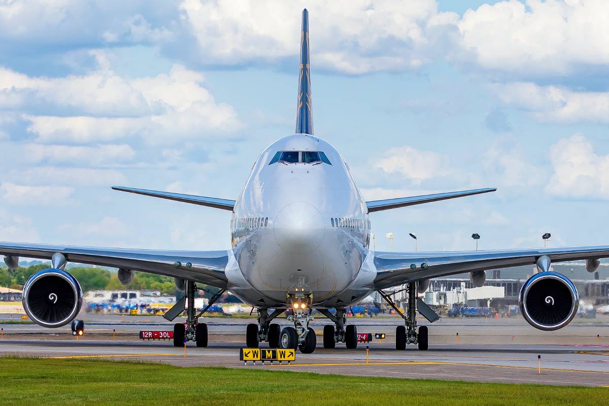 Lincoln Airport Unveils "Red Way" Service: 7 New Direct Flight Destinations