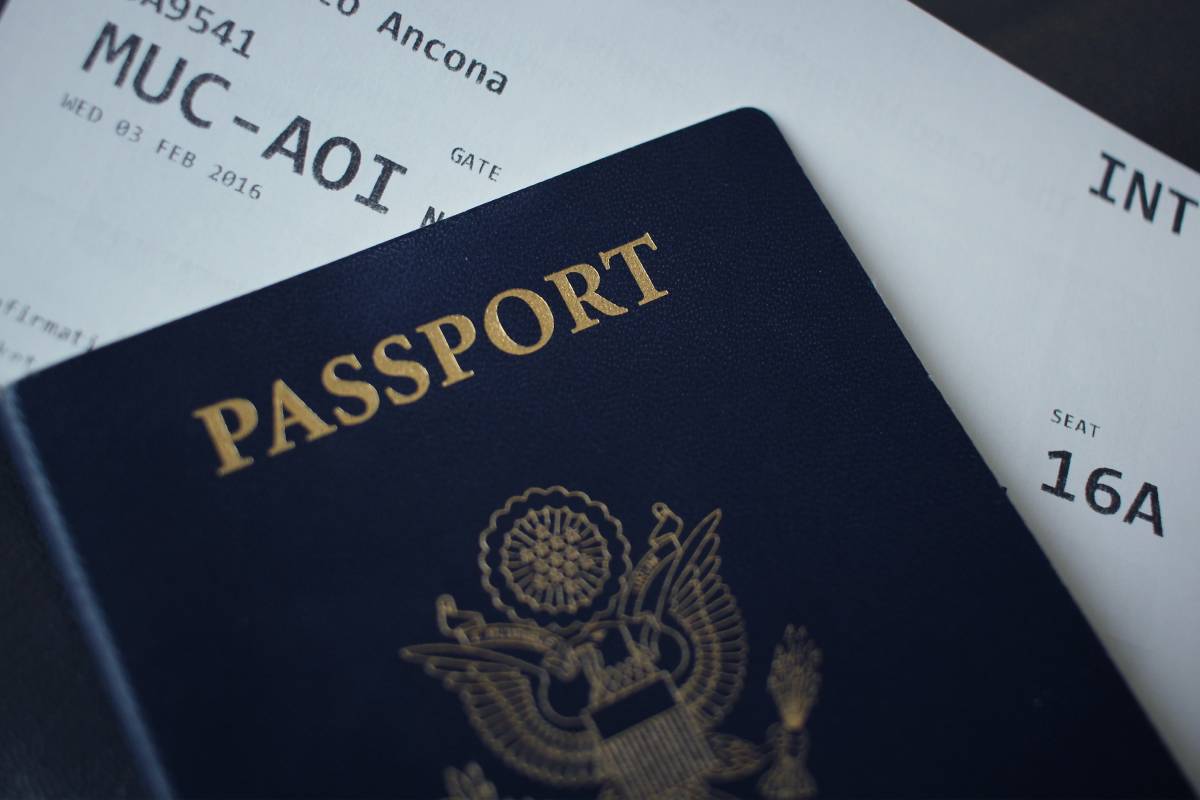 Steer Clear of Airplane Booking Blunders: Top Mistakes You Should Avoid