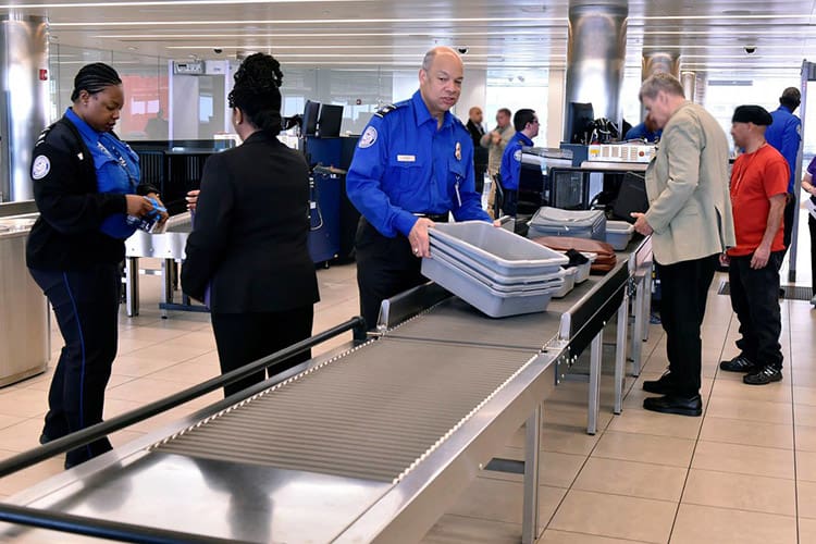 tsa airport security check