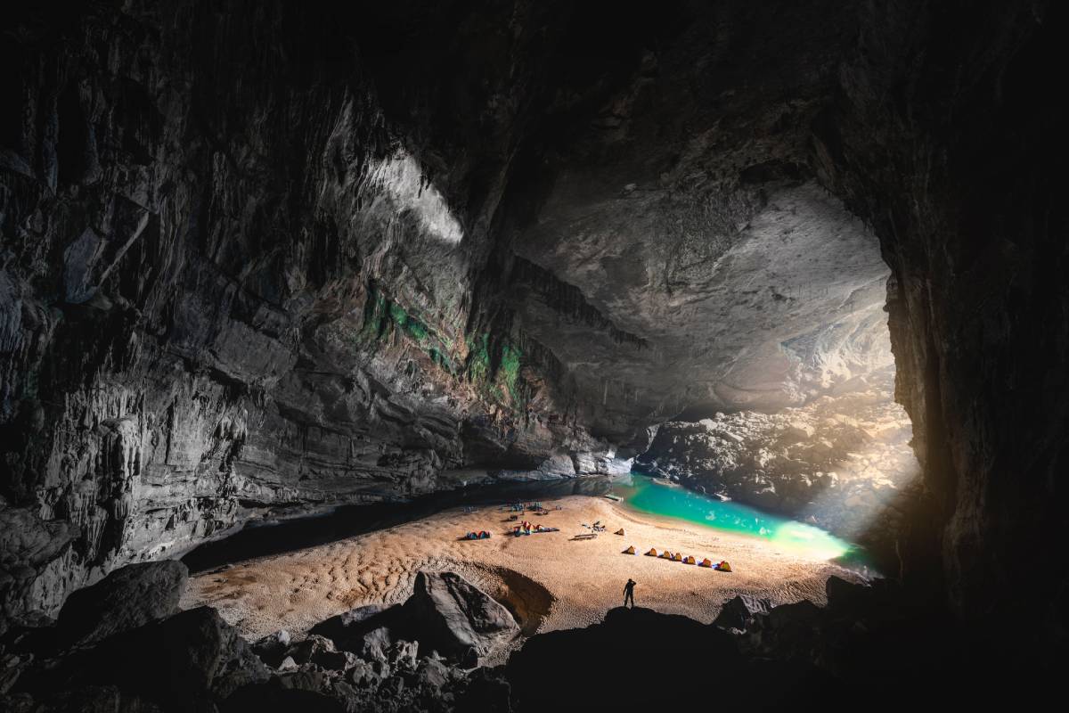 Embrace the Majestic Unknown: Explore Hang Son Doong, Vietnam's Hidden World Within a Cave 2 Stepping Into Hang Son Doong: The World's Largest Cave