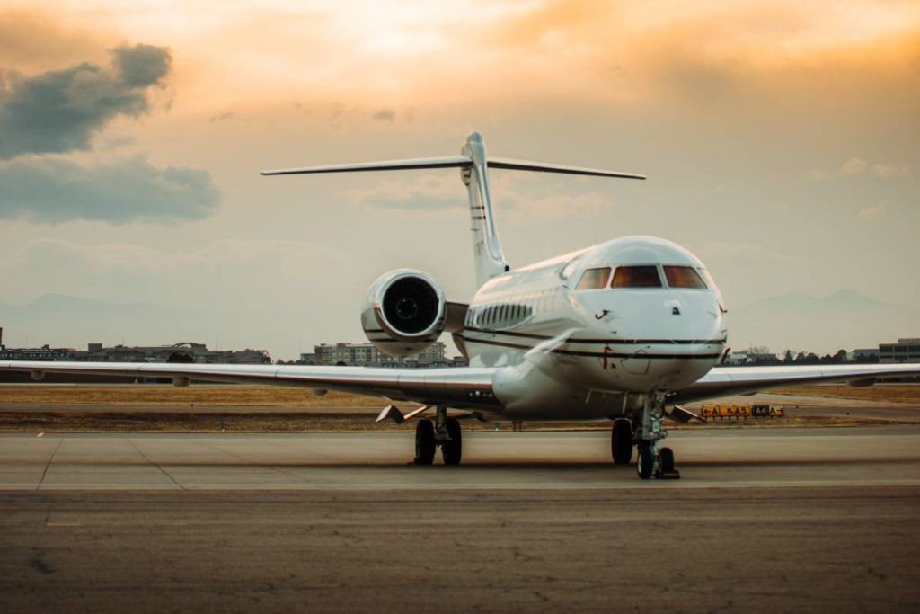 ️ FirstTime Flyer? Elevate Your Journey with these Essential Airplane