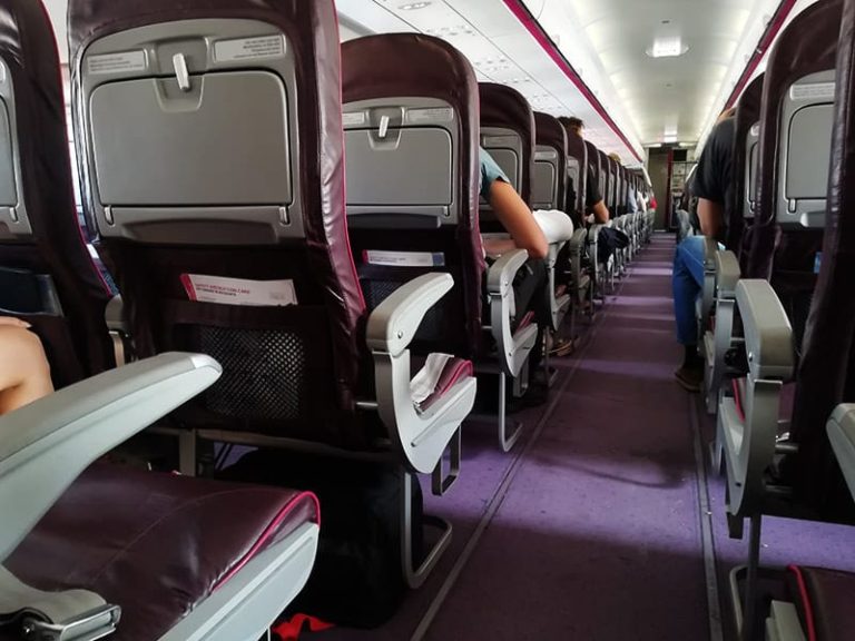 Do I Have to Pick Up/Recheck Luggage on Connecting Flights?