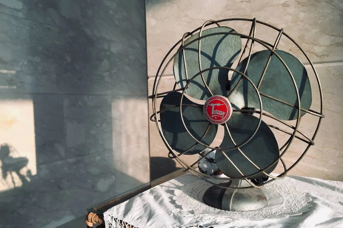 Beat the Heat: Your Ultimate Guide to Bringing a Fan on a Plane