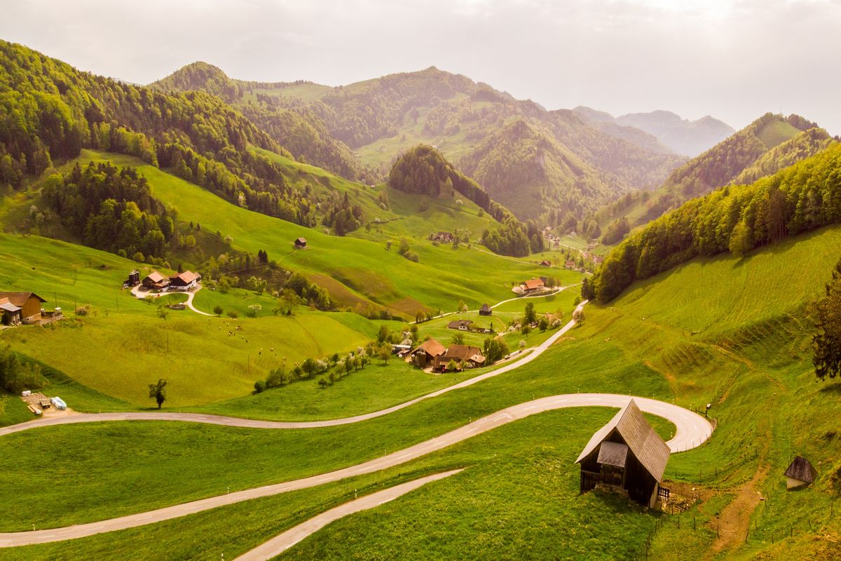 Unearthing Switzerland’s Charm: The Top Spots Every Adventurer Needs to Visit