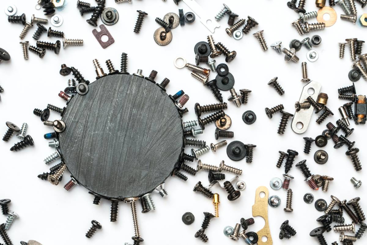 Can You Bring Magnets on a Plane? Uncovering Magnetic Travel Tips!