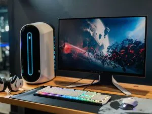 Desktop computer