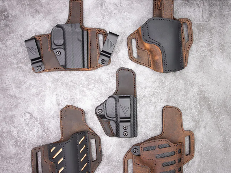Darf man leere Holster in Flugzeuge mitnehmen?