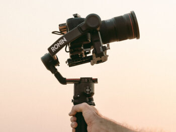 Handheld 3 axis gimbal camera stabilizer