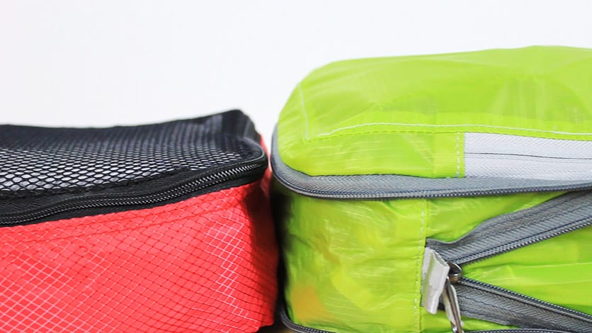 Packing cubes vs compression cubes next to each other