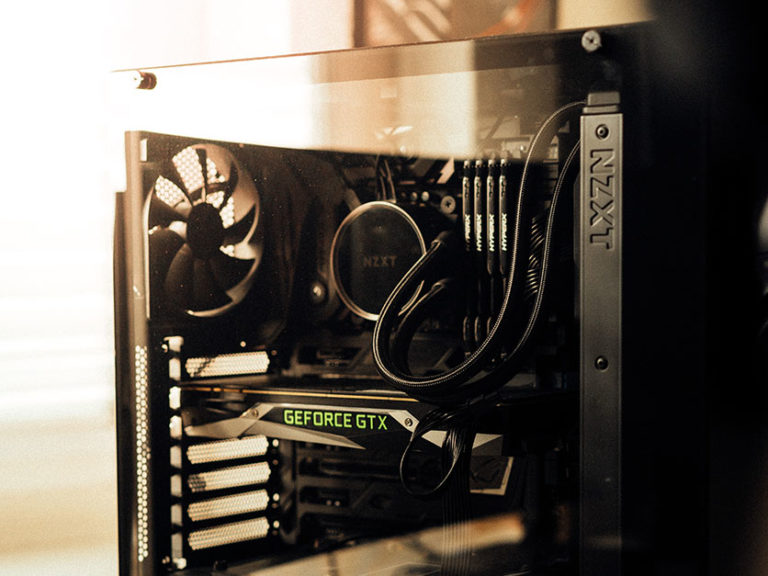 Can You Bring Desktop Computers in Checked Luggage? CJ