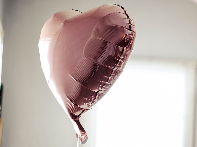 Can You Bring Inflated Helium Balloons on Planes?
