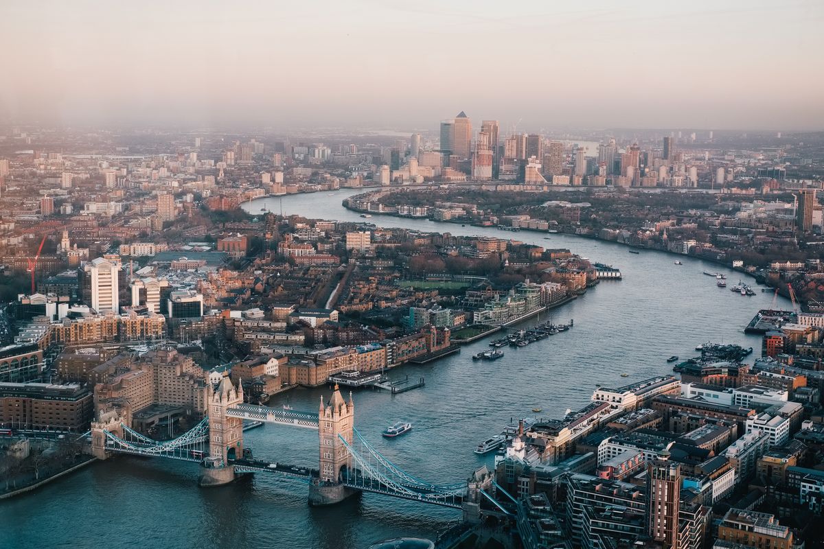 The Ultimate Guide: Where to Stay in London